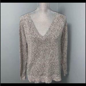 ROOTS woman’s grey v-neck sweater long sleeve office wear women’s size XS
